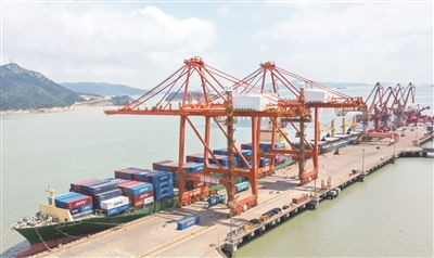 溫州港新增直航印尼集裝箱航線，國際物流網(wǎng)絡(luò)再添新動(dòng)脈